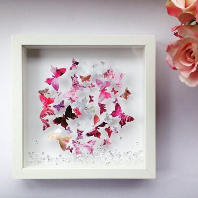 BUTTERFLY SWARM FRAME | 3D EFFECT WITH CRYSTALS